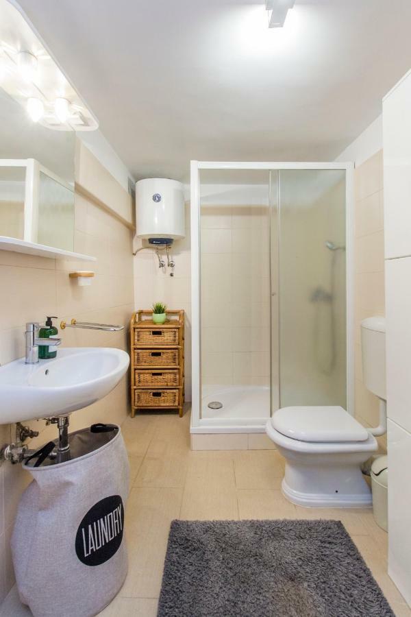 Apartment Ivan City Center Σίμπενικ Εξωτερικό φωτογραφία