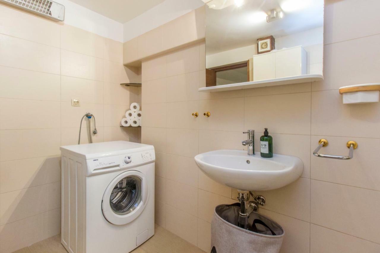 Apartment Ivan City Center Σίμπενικ Εξωτερικό φωτογραφία